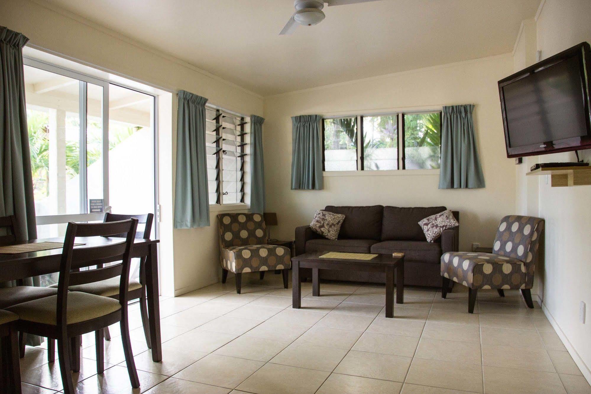 Coral Sands Apartments Rarotonga Buitenkant foto